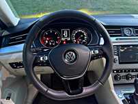 VW Passat break DSG cu piele crem la interior