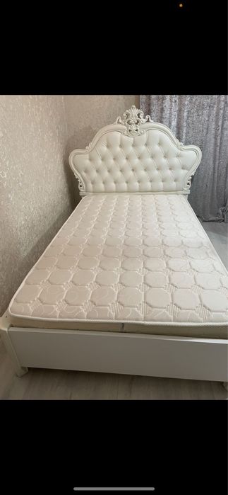 Срочно продам матрас новый