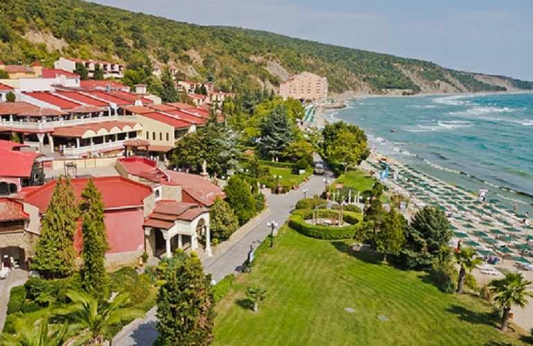 Продава се Двустаен апартамент в к.к. Елените - 72 кв.м за 1598 €/кв.м - Снимка #15