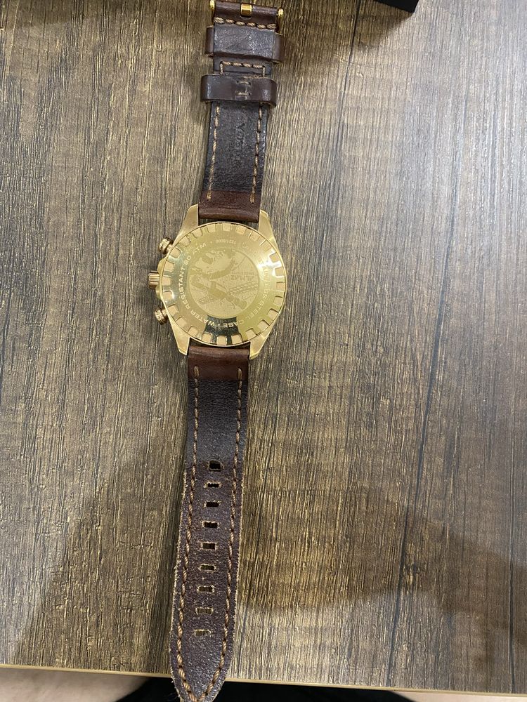 Продавам чъжки часовник Vostok Almaz
