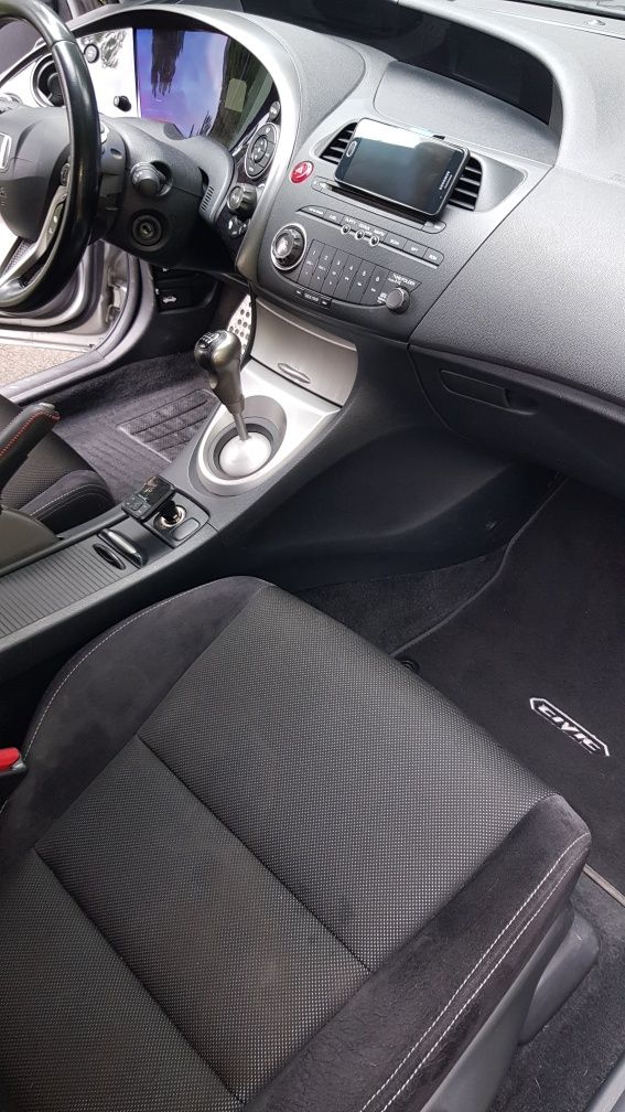 Продавам "HONDA " sivic type S