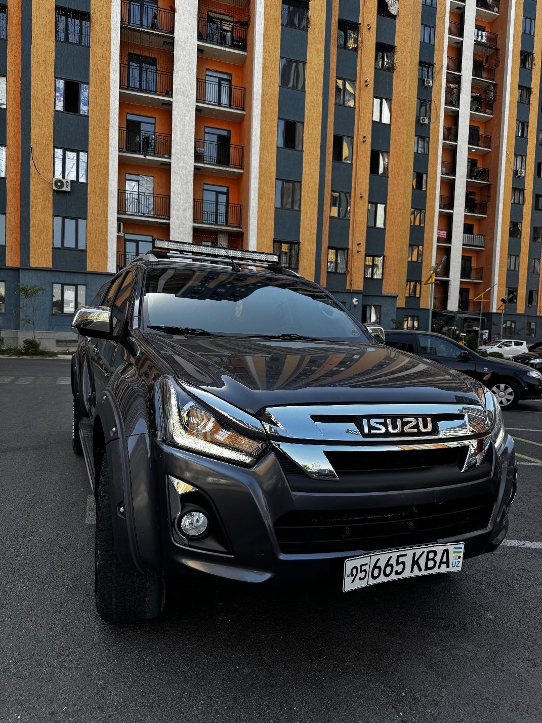 Isuzi D-MAX  holati alo