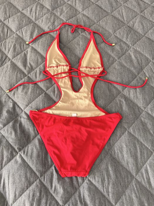 Costum baie Victoria’S Secret nou cu protej slip size 34