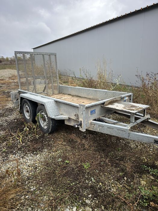 Remorca utilaje Meredith