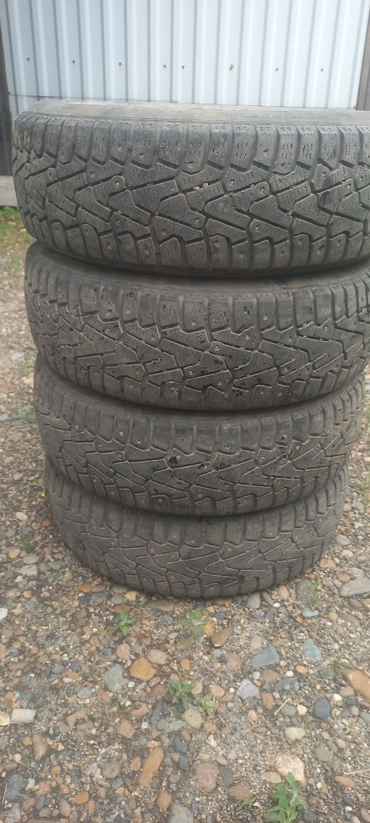 Продам 8 калес 4 зимних и 4 летних