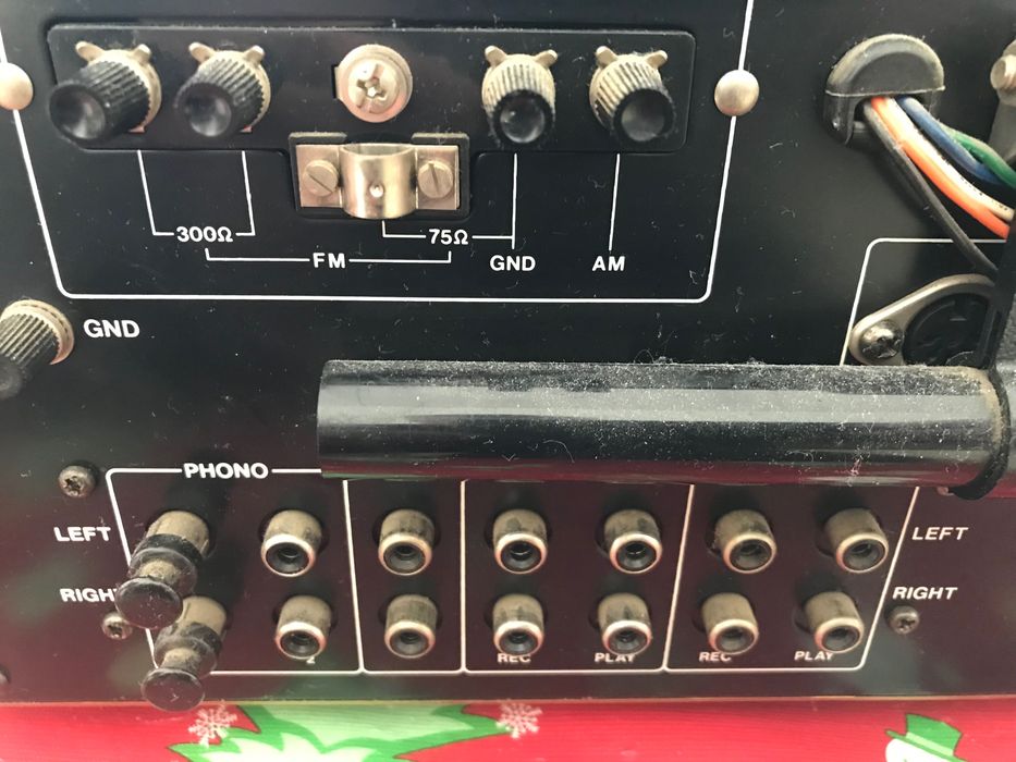 Тонколони Akai SW-157