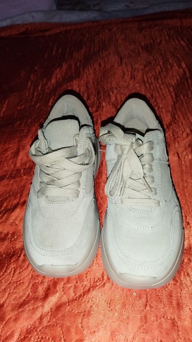 De vânzare adidași originali mar.36 piele naturala întoarsă model deos