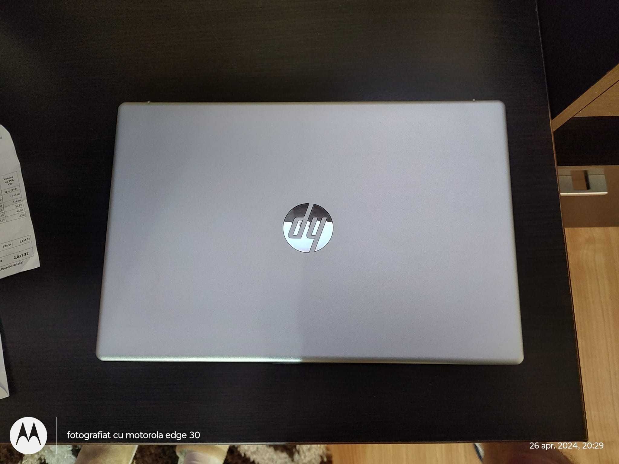 Vând laptop nou marca HP