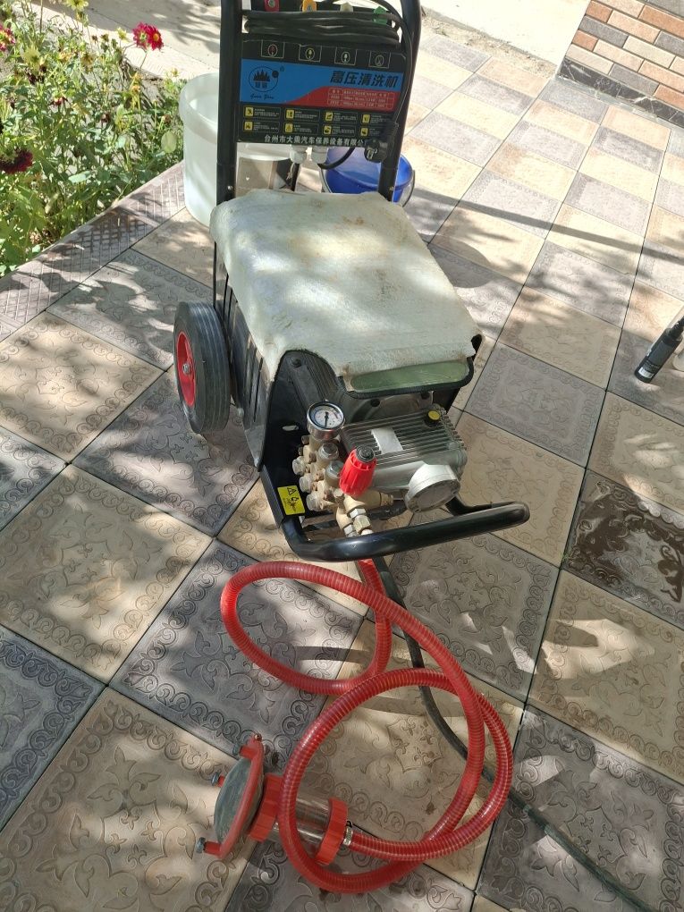 Karcher sotiladi holati yangi