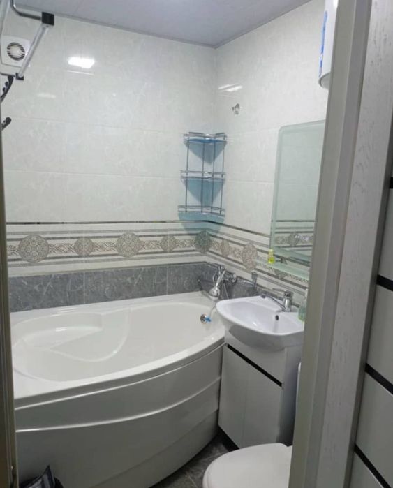 Uchtepa tumani,-Oqtepa dexqon bozori roparasida Ijaraga uy
Алмазар сит