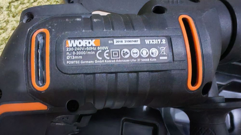 Vand masina de gaurit Worx WX 317.2