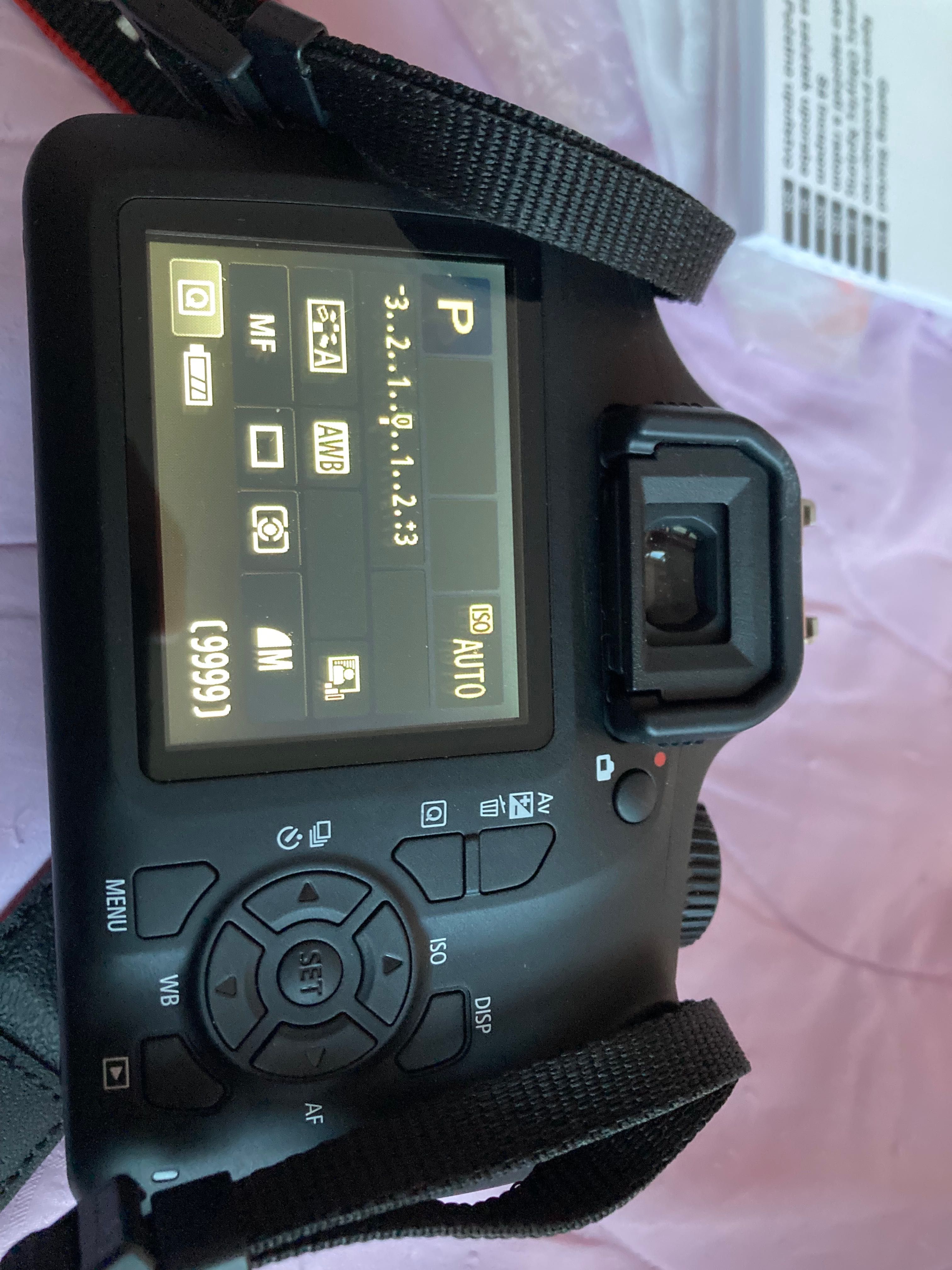 Фотоапарат DSLR Canon EOS 4000D,18.0 MP, Черен
