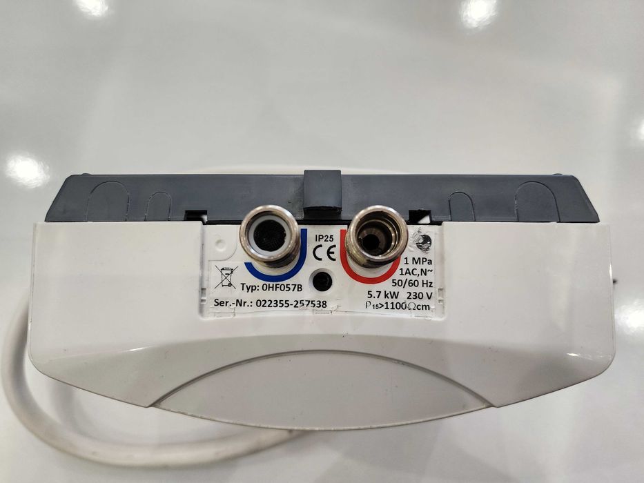 Проточен бойлер Clage MBH 6