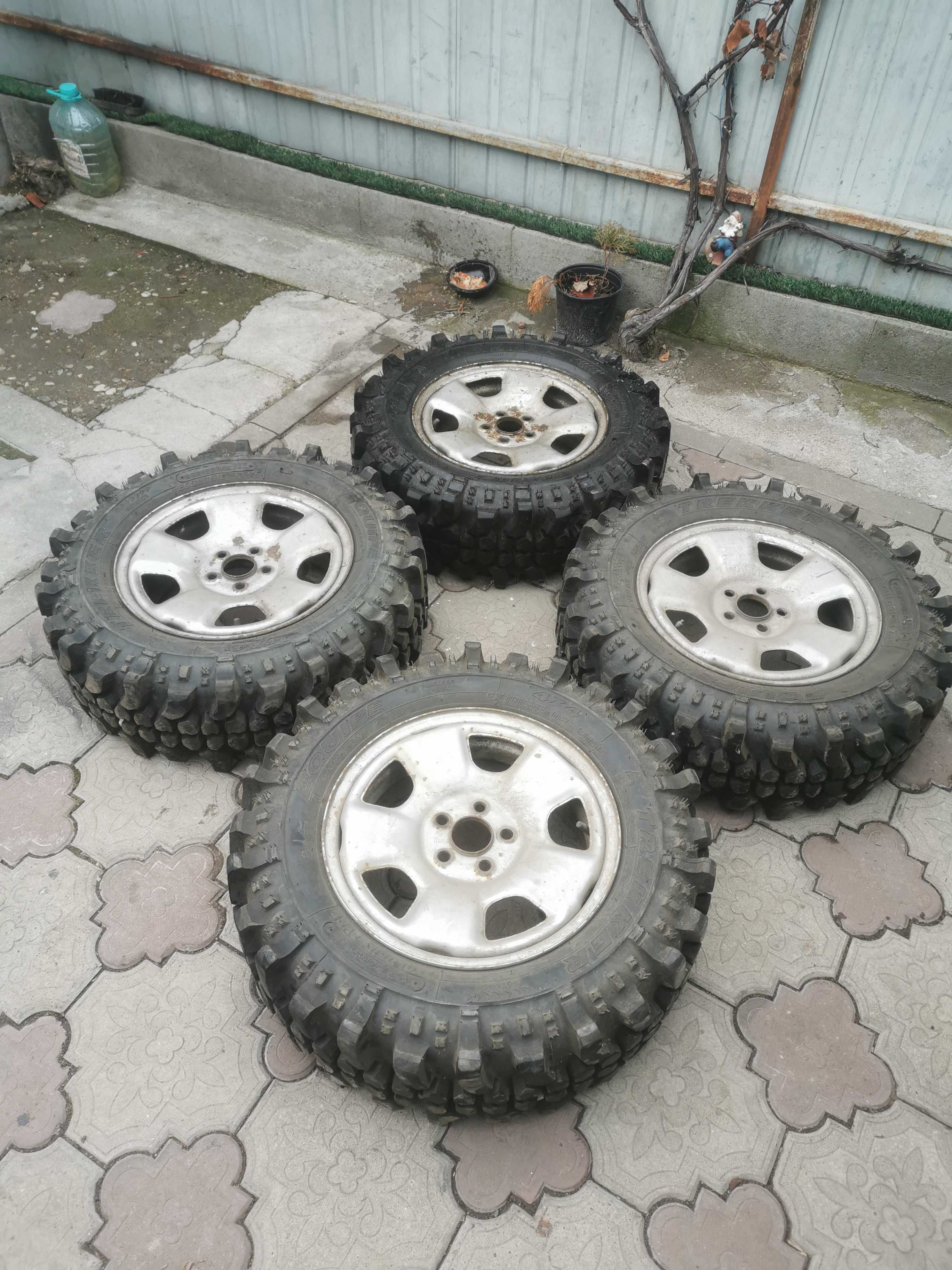 Set roti TREKKER, simex 205 70 15
