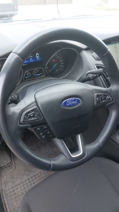 Ford focus  sedan