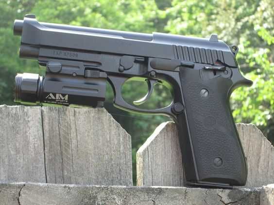 Pistol Airsoft Ieftin si PUTERNIC! Modificat 4,4j Taurus PT92CO2 6MM