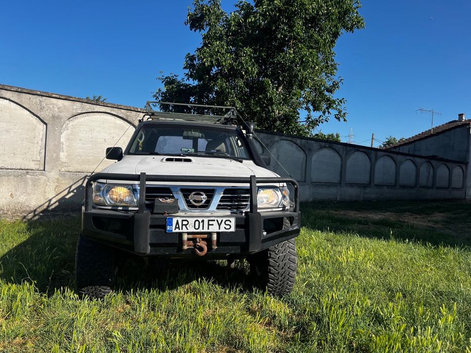 Nissan Patrol 35 EMU bara otel fata spate 3L autoturism