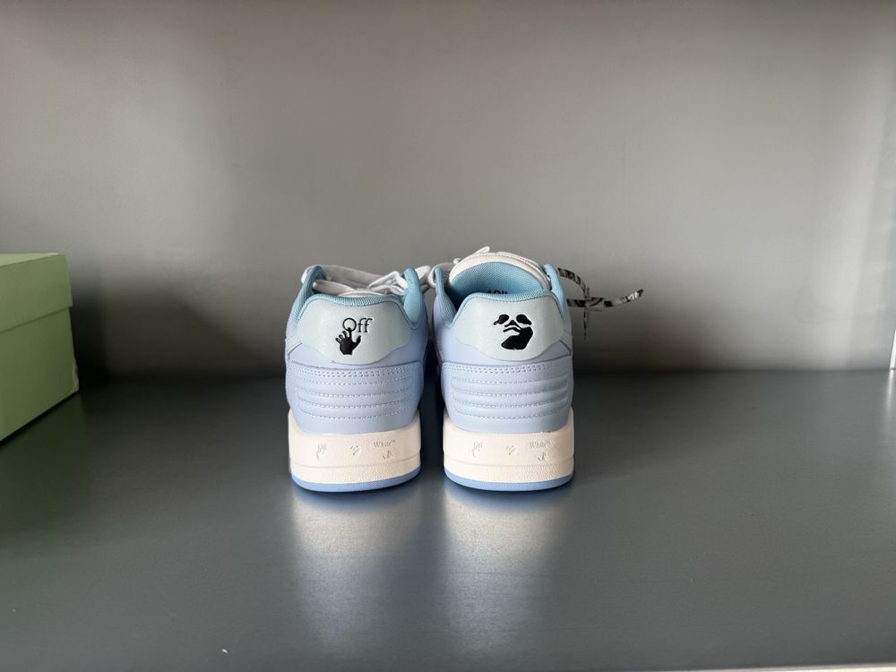 OFF WHITE /различни модели
