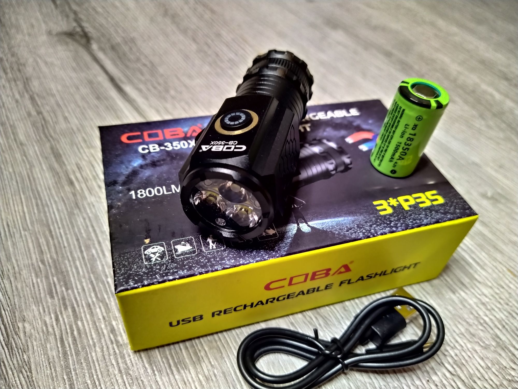 Lanternă  Super Power 360 USB, 3*P35 Mini LED + Turbo + Magnet,1800LM