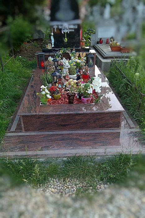 Construcții funerare