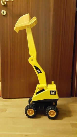 Vand excavator Cat mare 90cm de jucarie