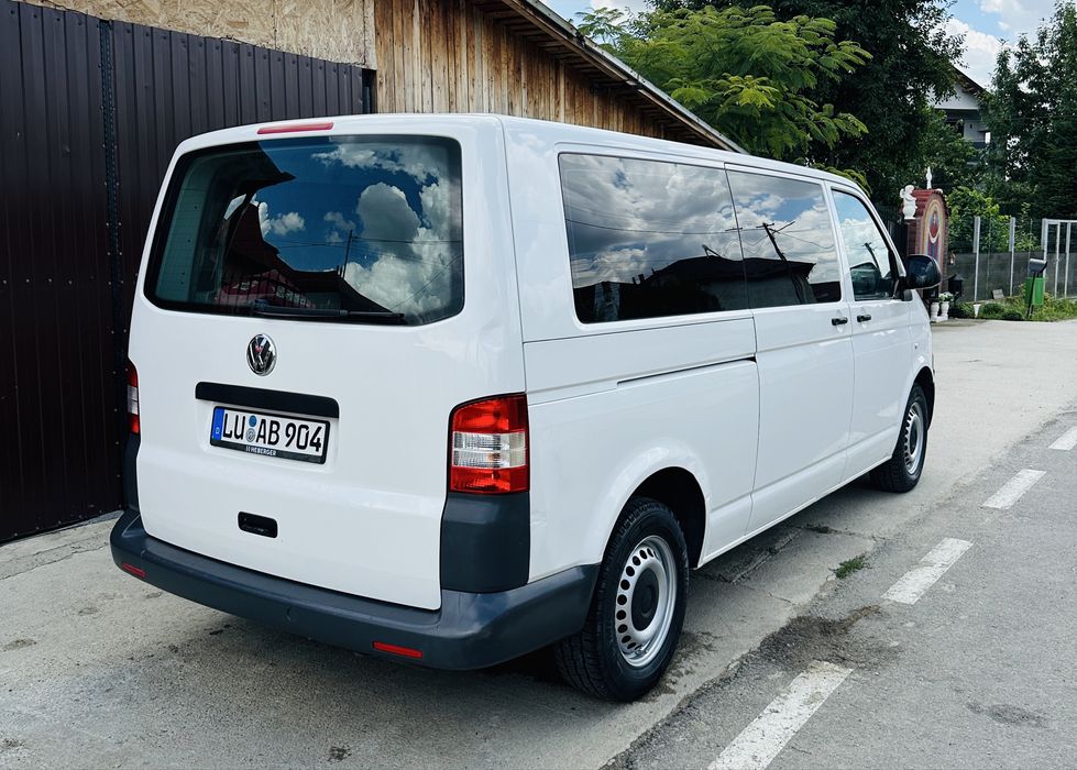 Vw Transporter T5 - 8 Locuri