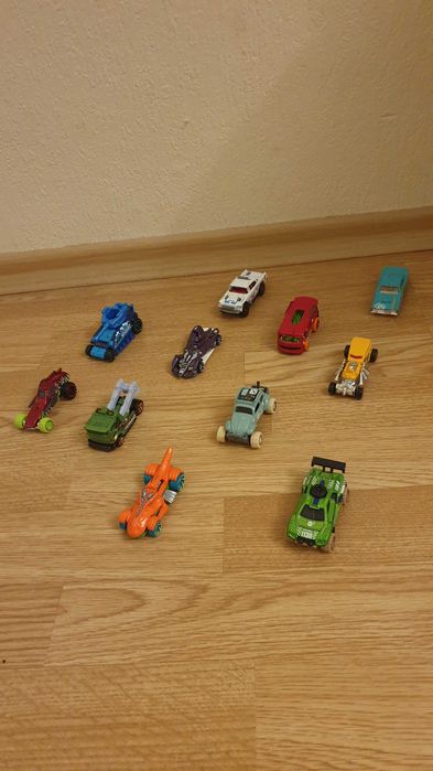 Колички Hot Wheels, Matchbox