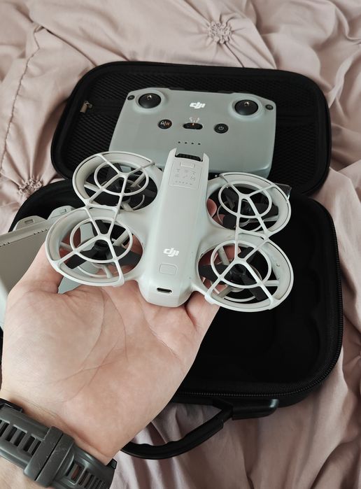 Vand drona DJI NEO