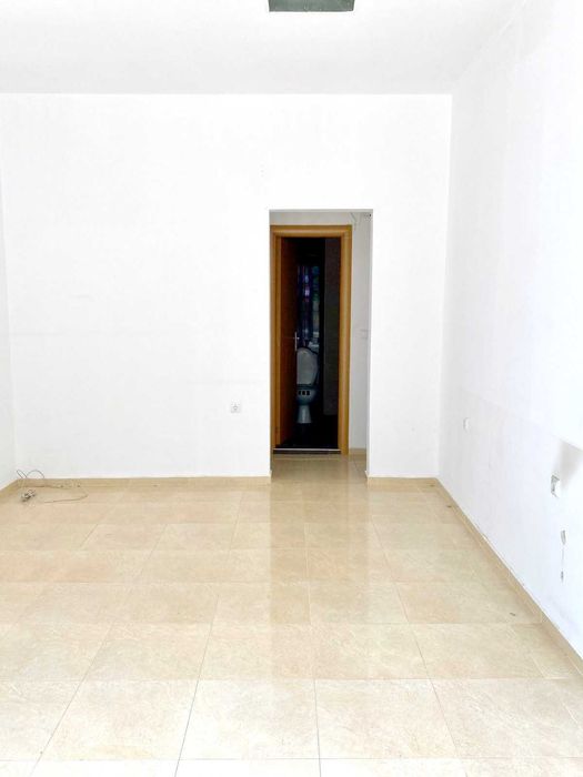 Дава се под наем Магазин в София, Манастирски ливади - 30 кв.м за 408 € - Снимка #2