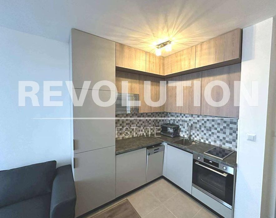 Едностаен апартамент в района на Център!