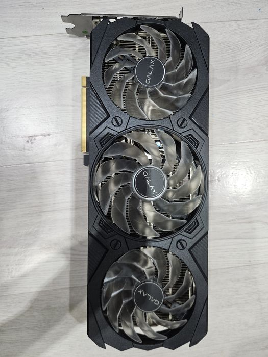 RTX 4070 GALAX 12gb видеокарт