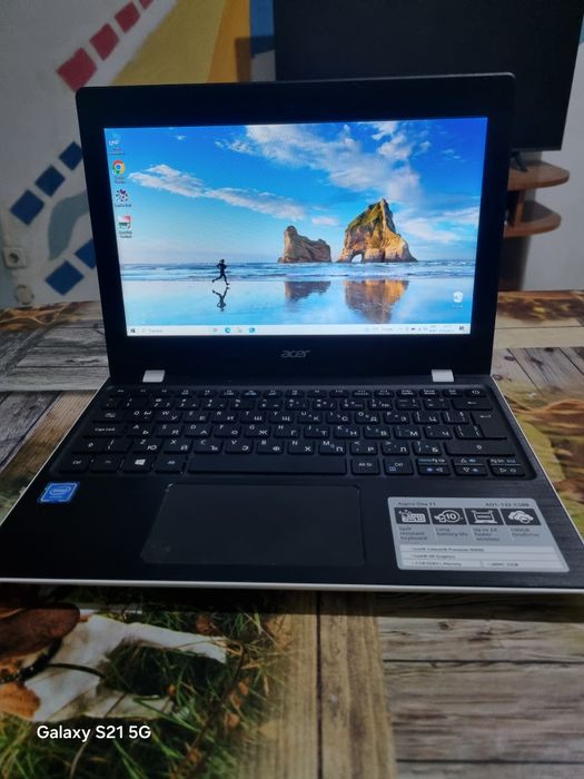 Лаптоп Acer Aspire  11