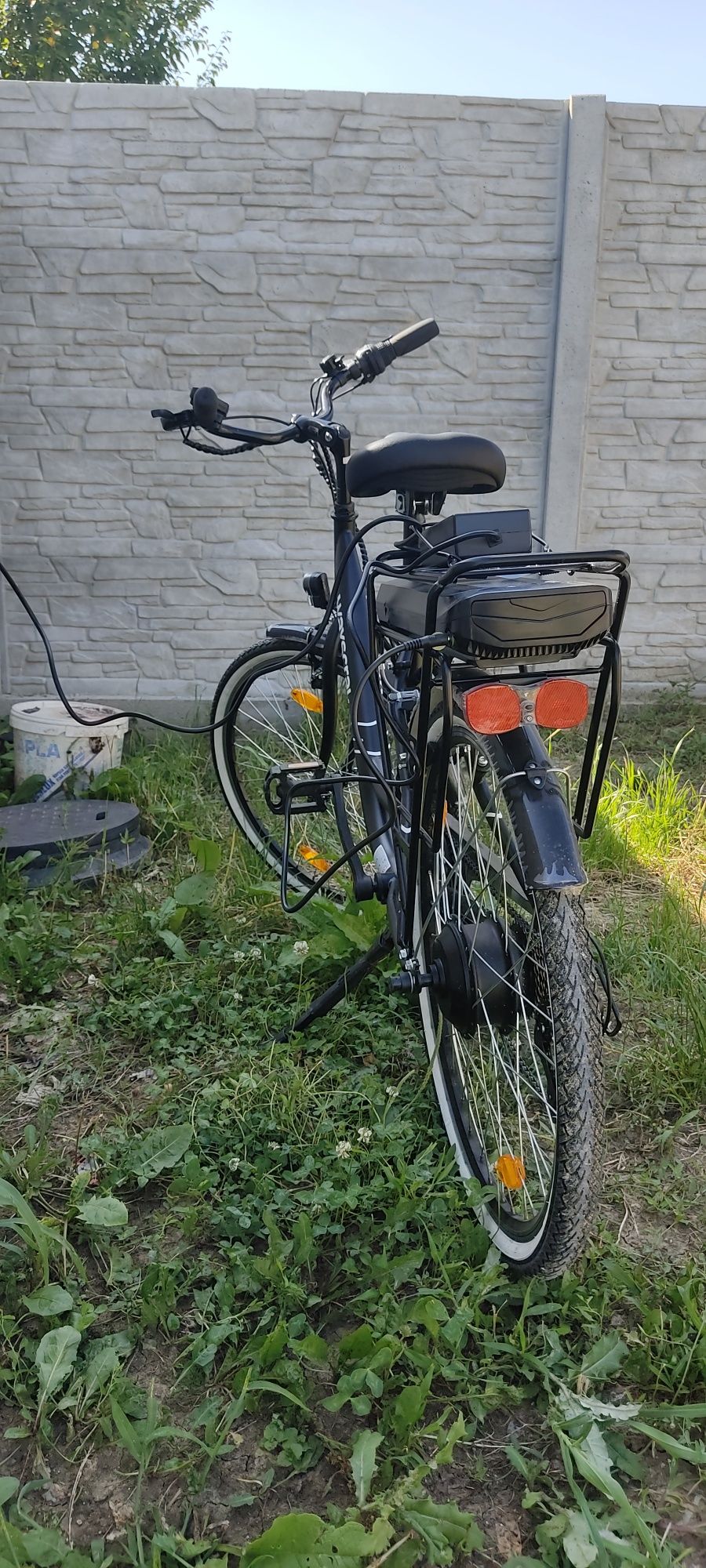 Bicicletă electrică