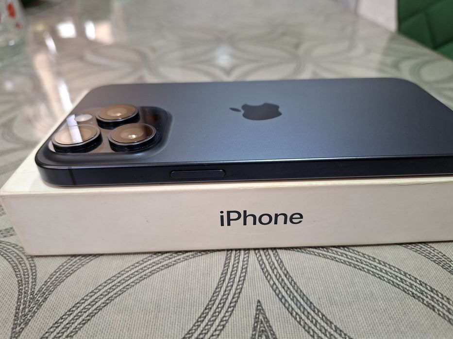 Айфон 15 про макс 256