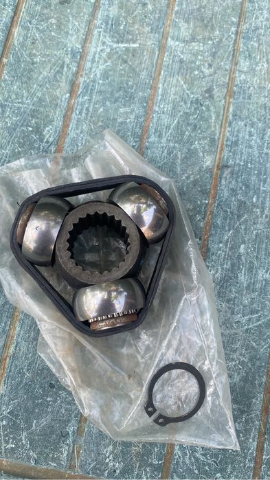 Tripoda cap planetara dacia 1300 1310 papuc