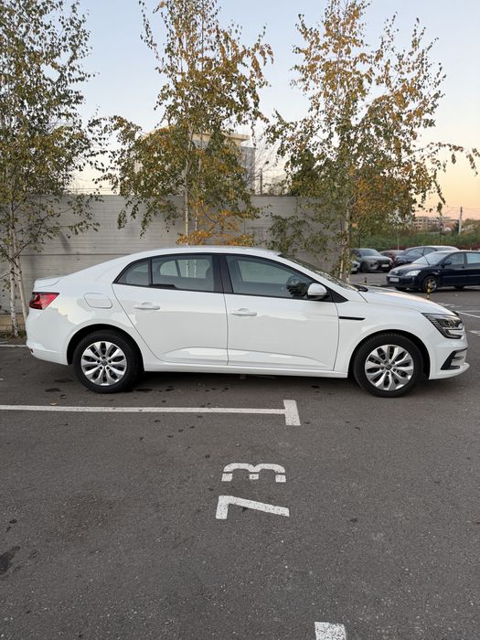 Renault Megane Berlina 06.2021 1.3 Benzina 140 CP 71.000 km reali