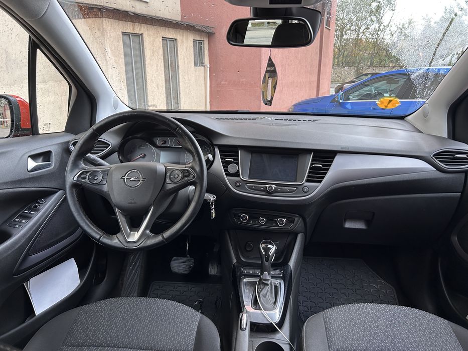 Opel Crossland x 2020 automata