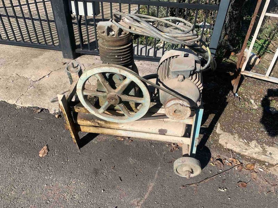 Трифазен компресор