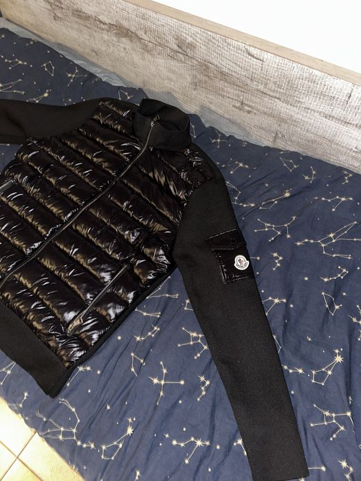 Moncler леко яке.