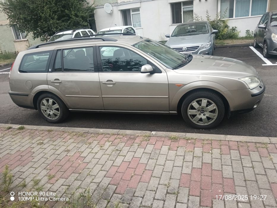 Vând urgent Ford Mondeo 1.8 benzina 700€