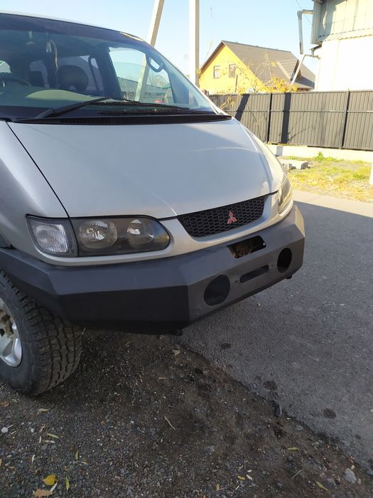 Бампер силовой на делику булку.