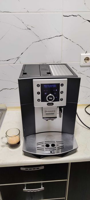 Espressor Automat DeLonghi Perfecta ESAM 5500.T Aparat cu Cafea Boabe