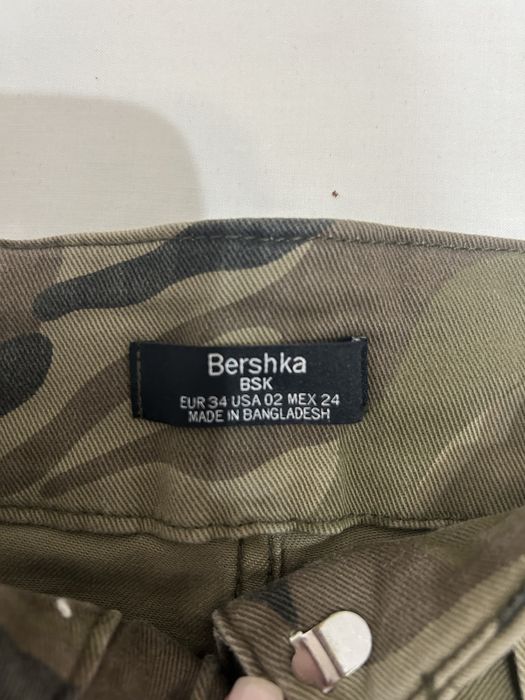 Blugi Bershka noi …..