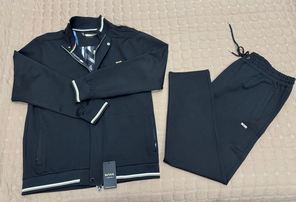 Мъжки комплект BOSS-нов с гръдна обиколка-130см