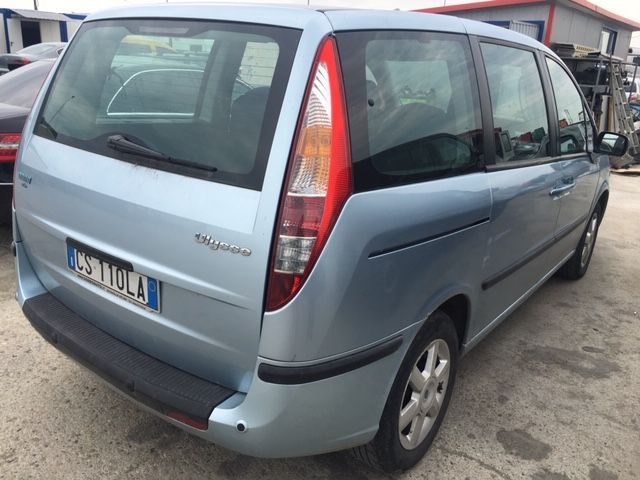 Dezmembrez Fiat Ulysse 2004