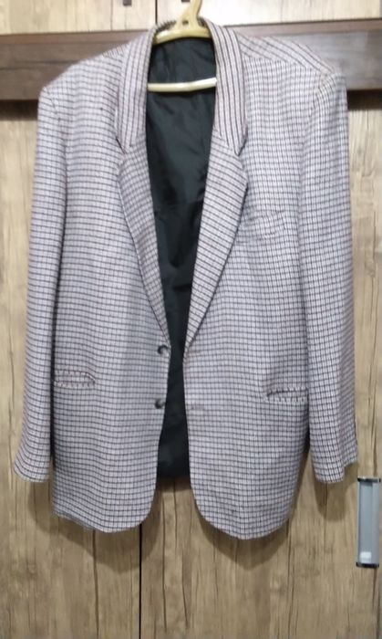 Продаю пиджак мужской
