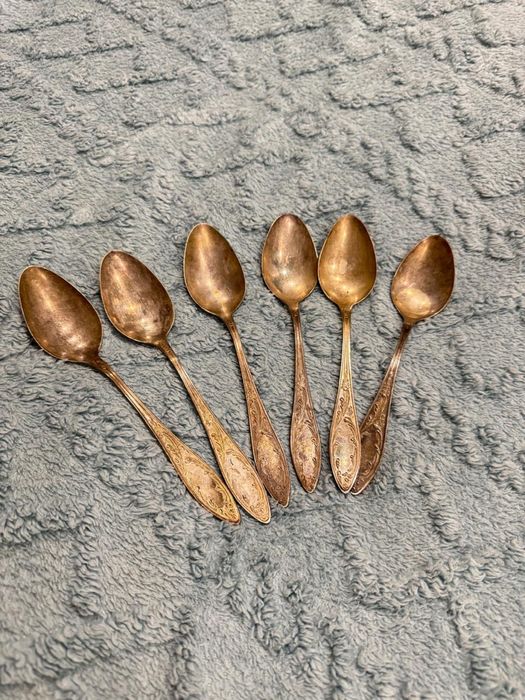 Мельхиоровые ложки столовые