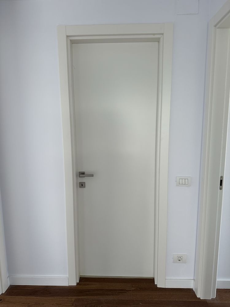 Vand usa interior alba, toc si clanta incluse, latime 62-66