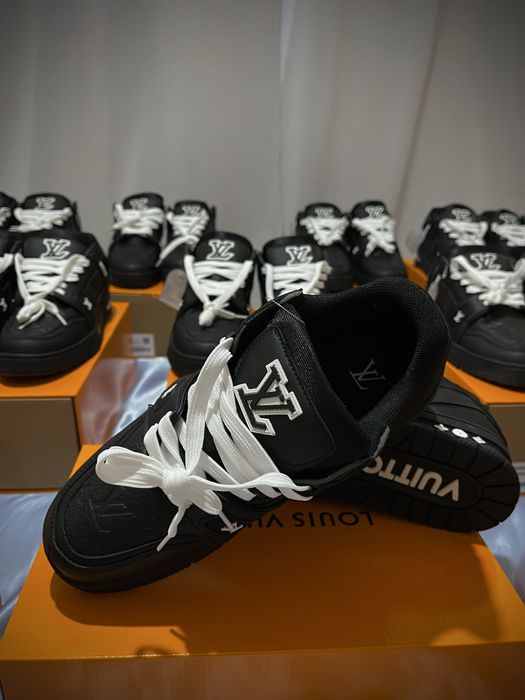Louis Vuitton Trainer Black 43,44,45