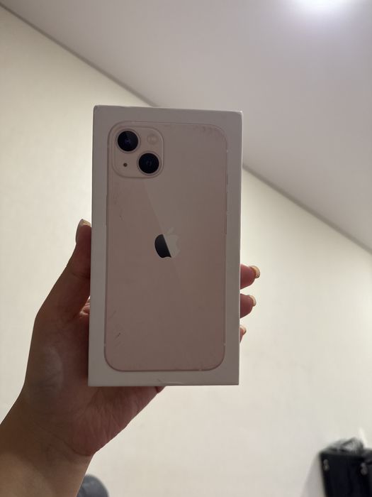 Продам Iphone 13 в светлорозовом цвете